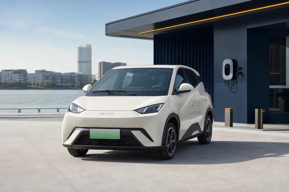 BYD Seagull 2025 года, компактный электромобиль