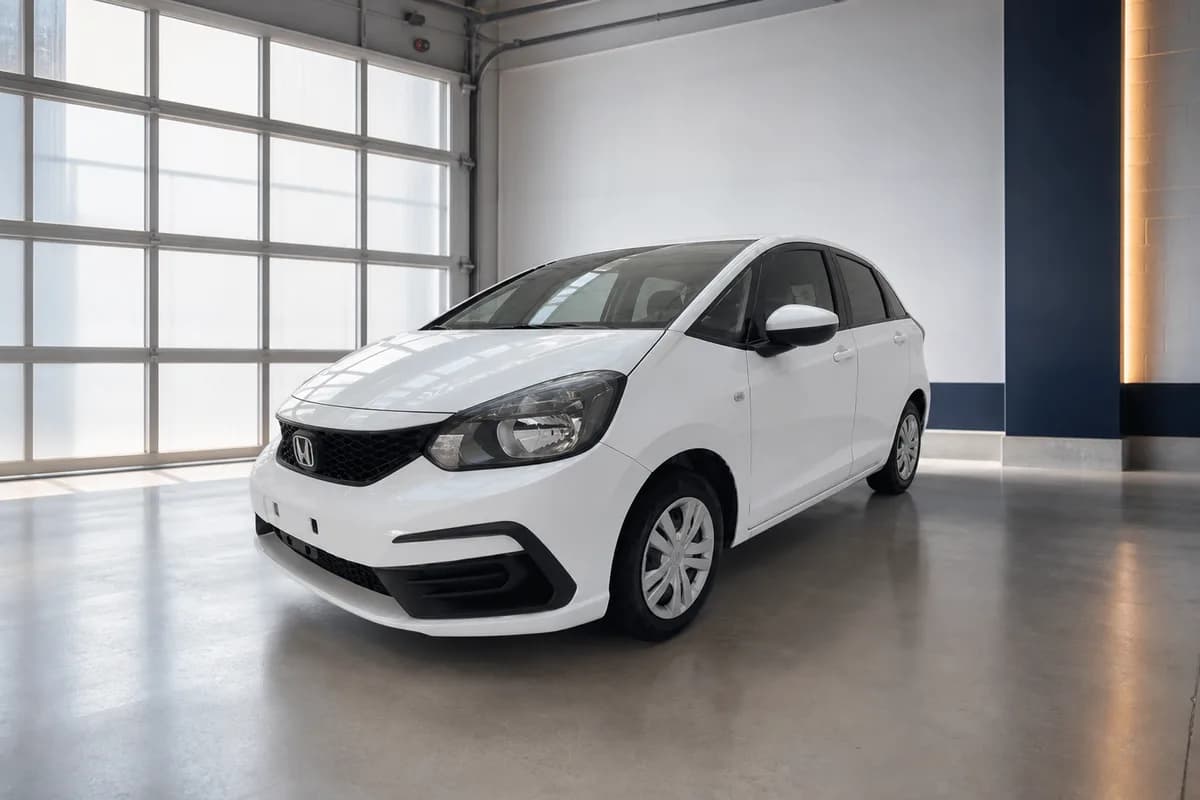 Honda Fit 2022 года, компактный хэтчбек
