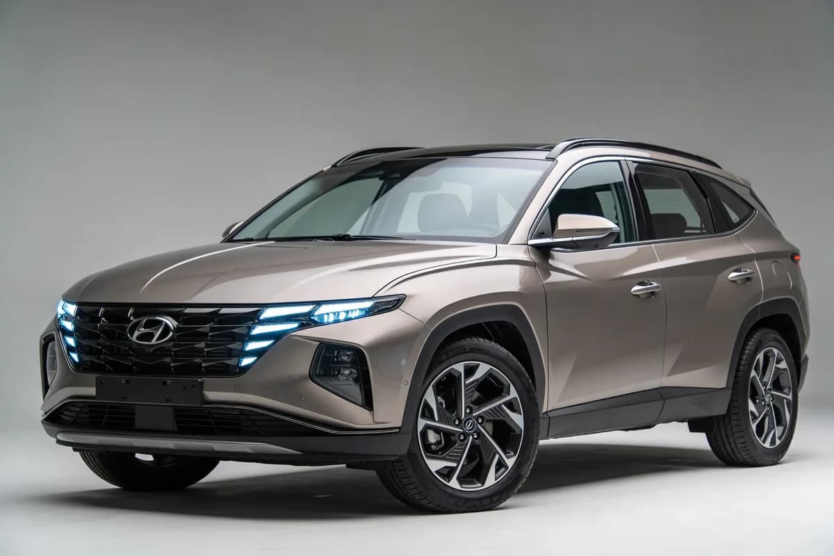 Hyundai Tucson 2024 года, семейный кроссовер