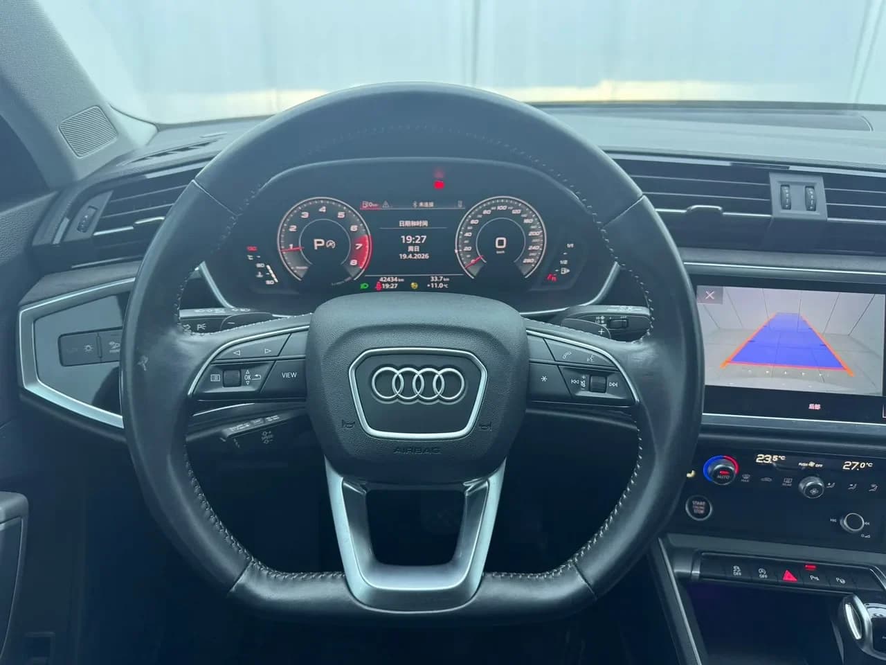 Руль Audi Q3 и цифровая приборка Virtual Cockpit