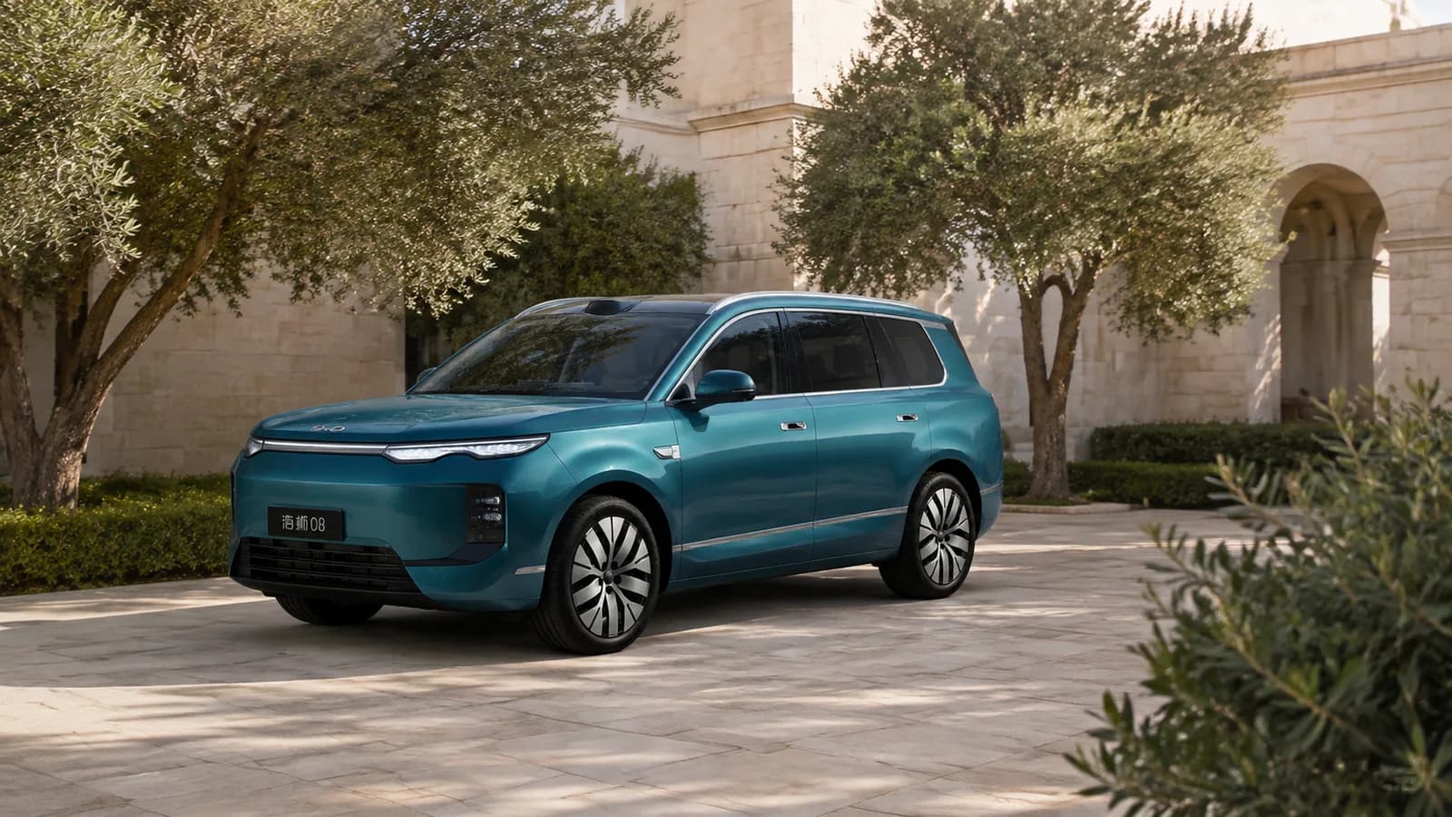 BYD Sealion 08: EV или DM-i, пять или шесть мест — что выбрать