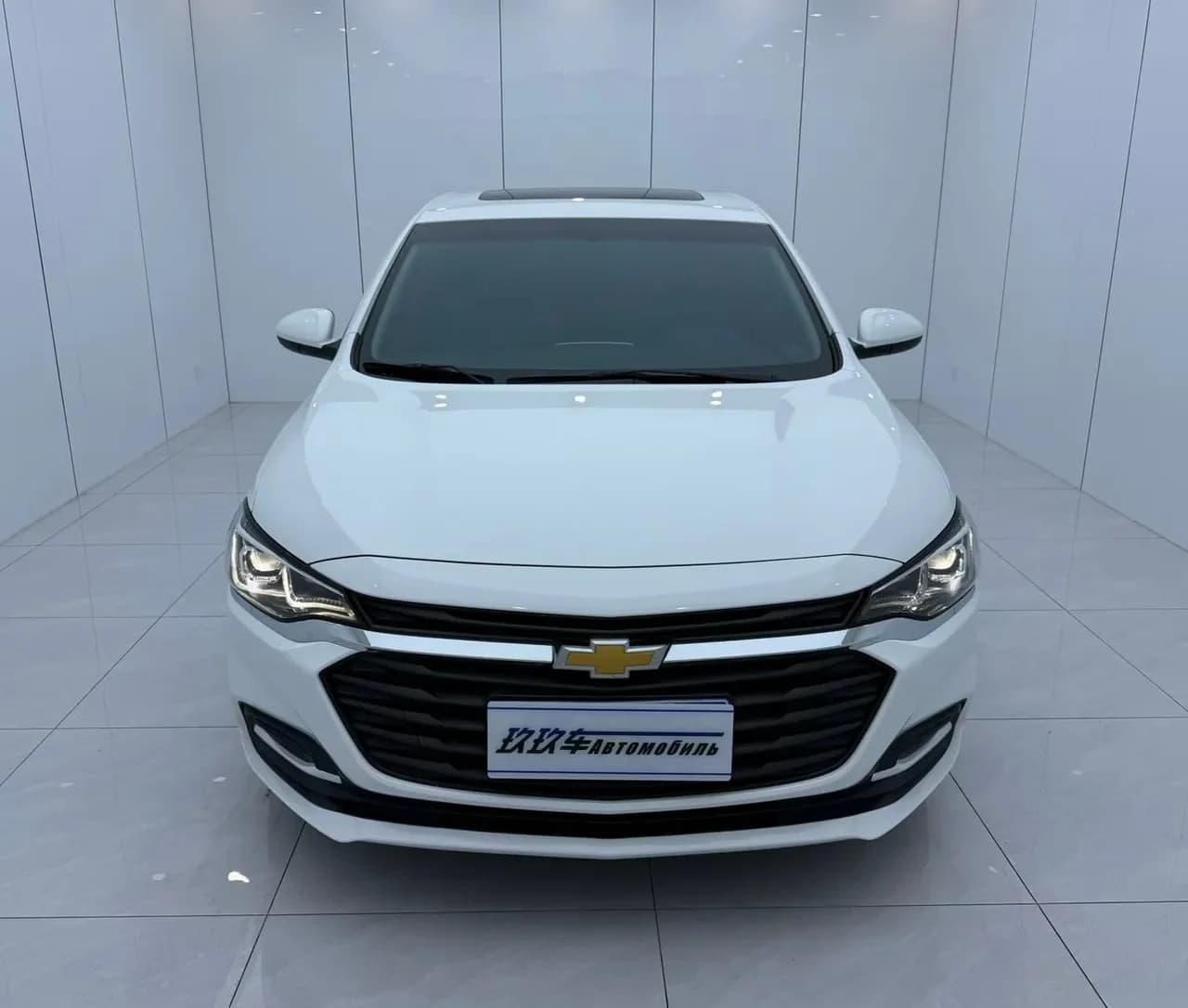Chevrolet Monza: растаможка бензинового седана под ключ