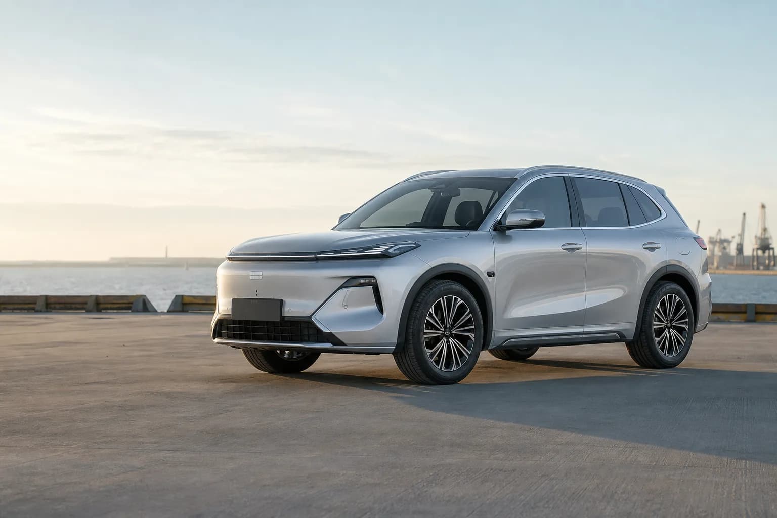 Geely Galaxy Starship 7 EM-i 2026, вид спереди