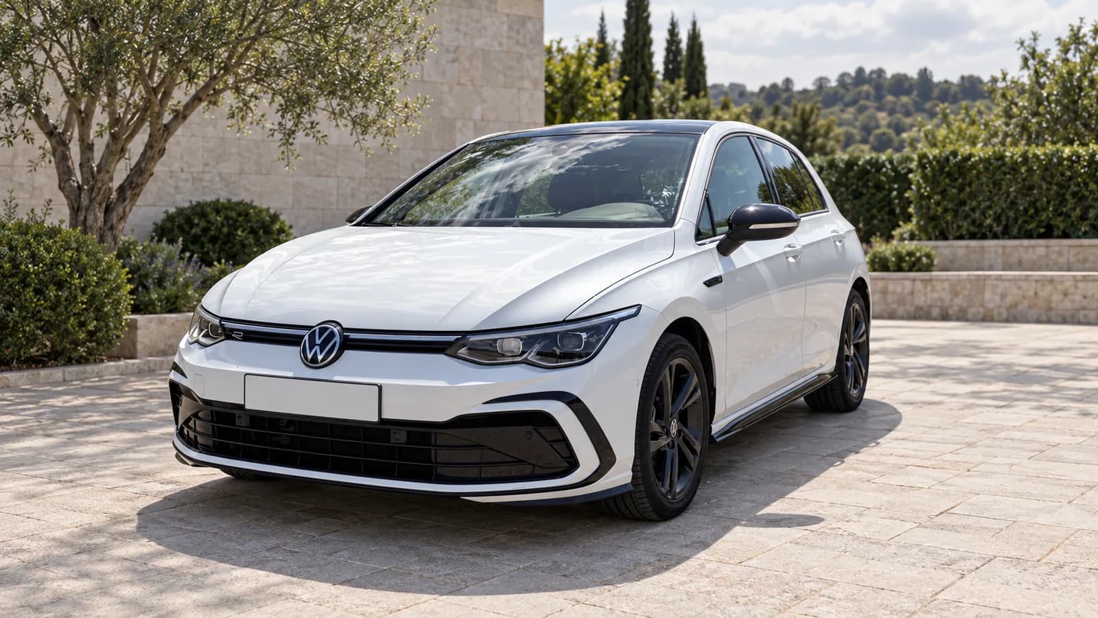 Volkswagen Golf 8 из Китая: 1.4 TSI, Pro и R-Line
