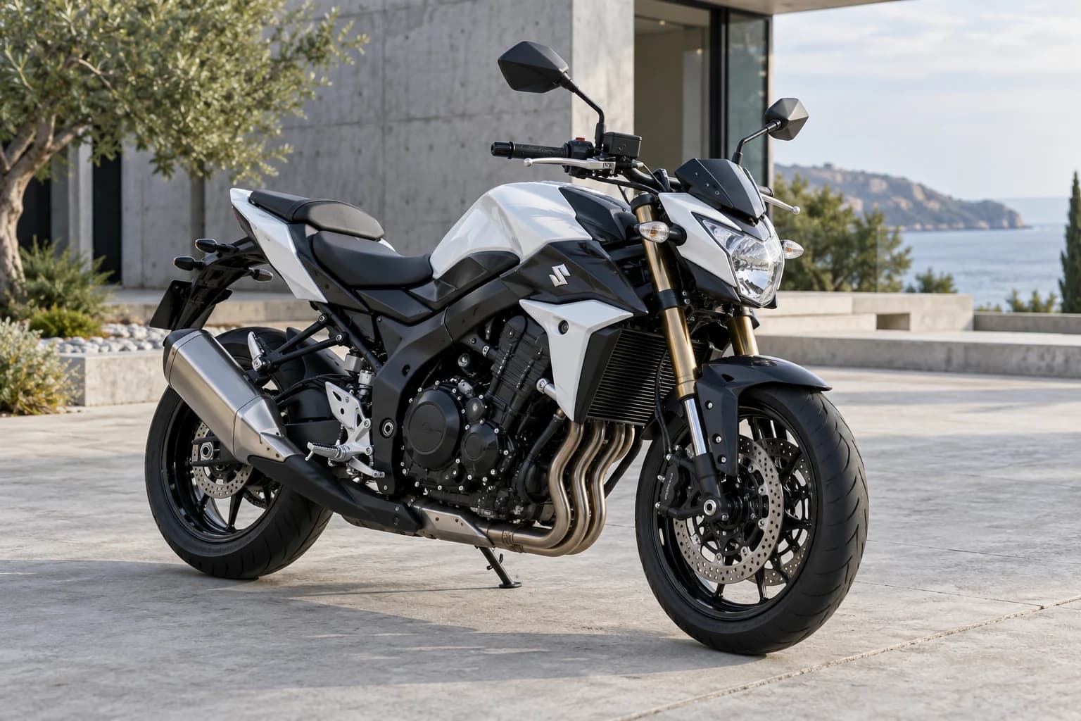 Suzuki GSR750
