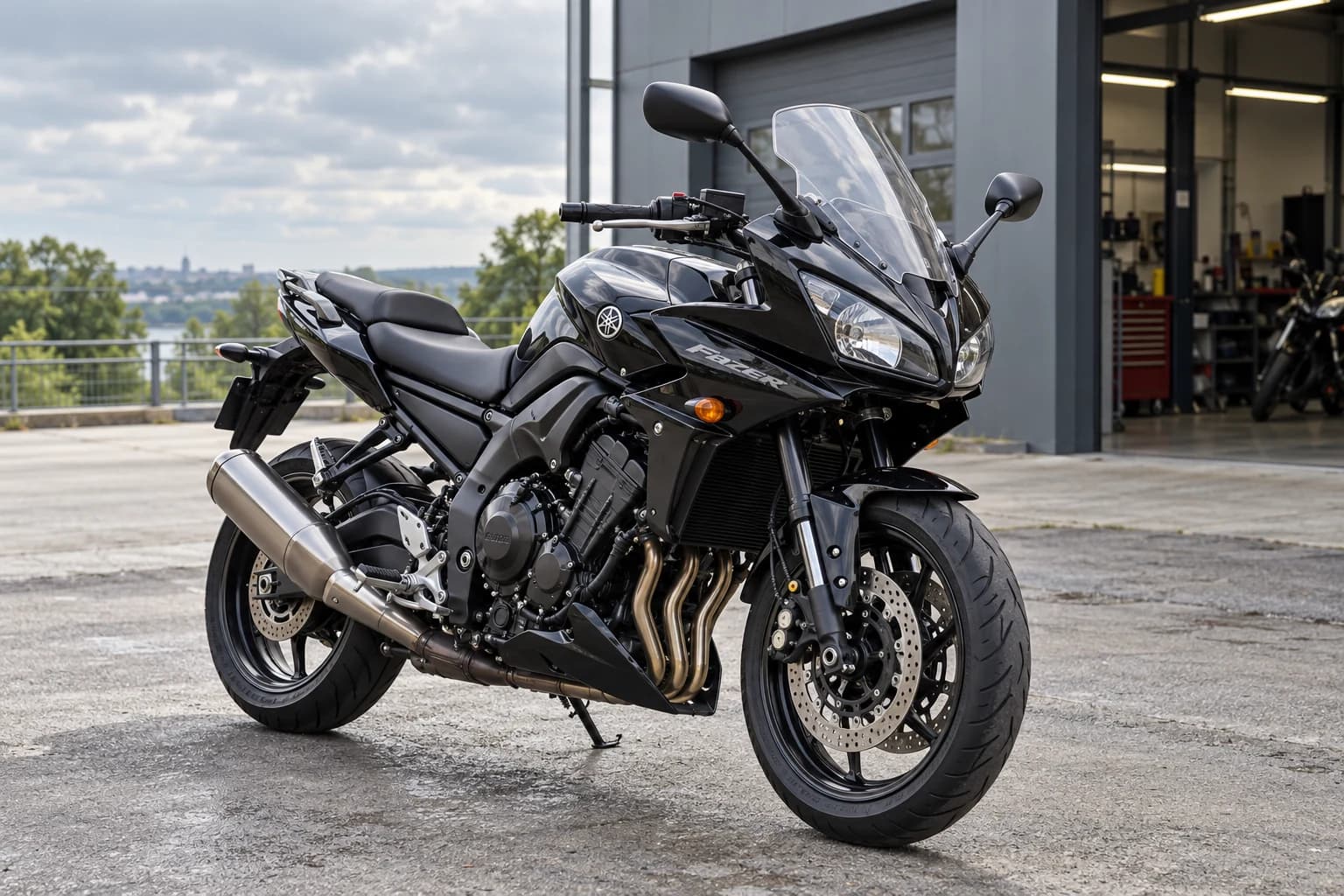 Yamaha Fazer8