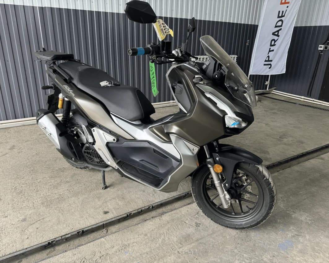 Honda ADV150