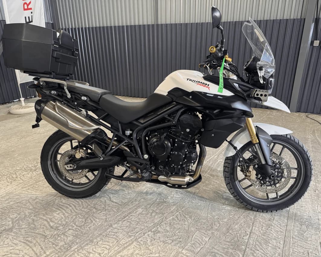 Triumph Tiger 800