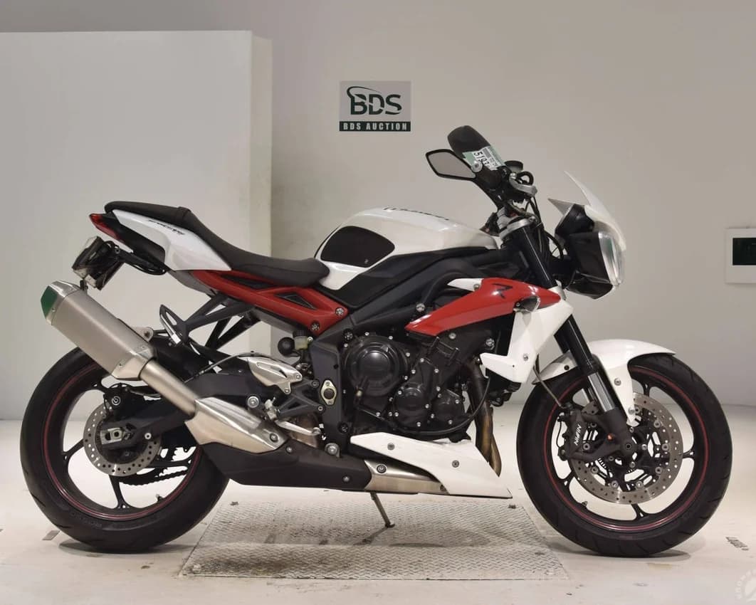 Triumph Street Triple