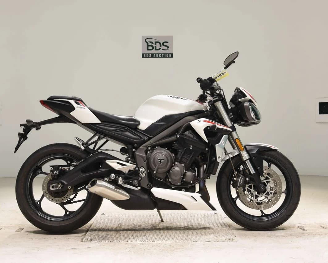 Triumph Street Triple