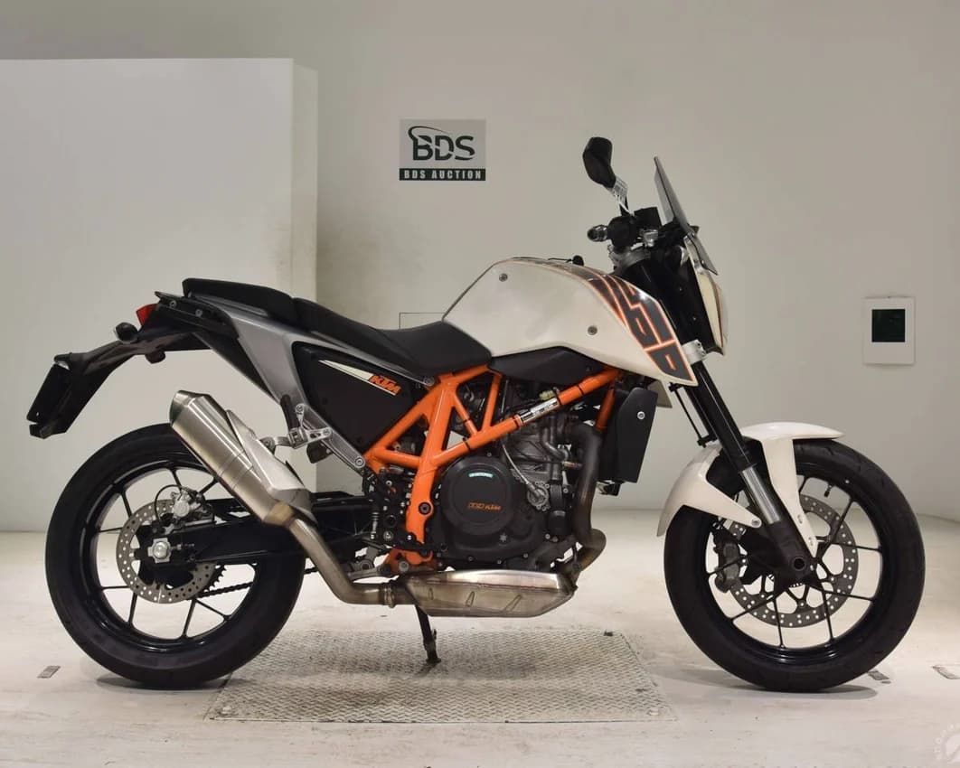 KTM 690 DUKE