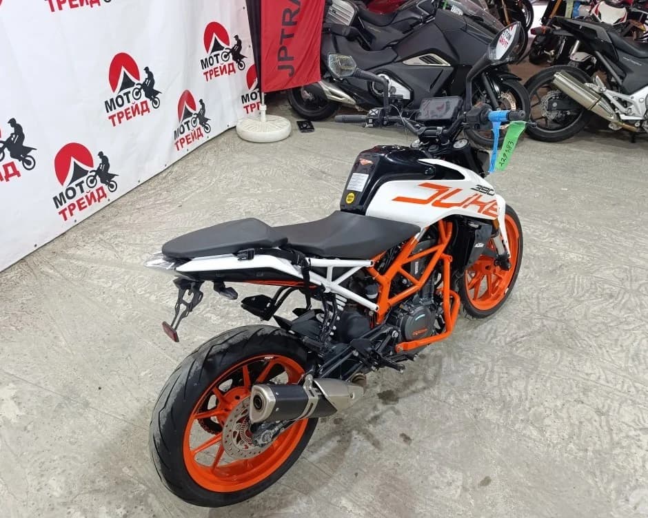 KTM 390 Duke