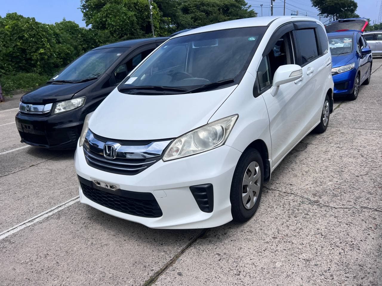 Honda Freed 2015 из Японии - изображение 1