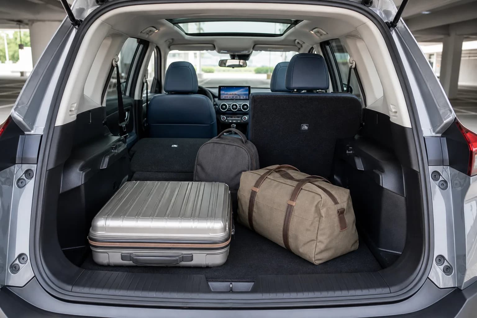 Багажное отделение Nissan X-Trail Honor