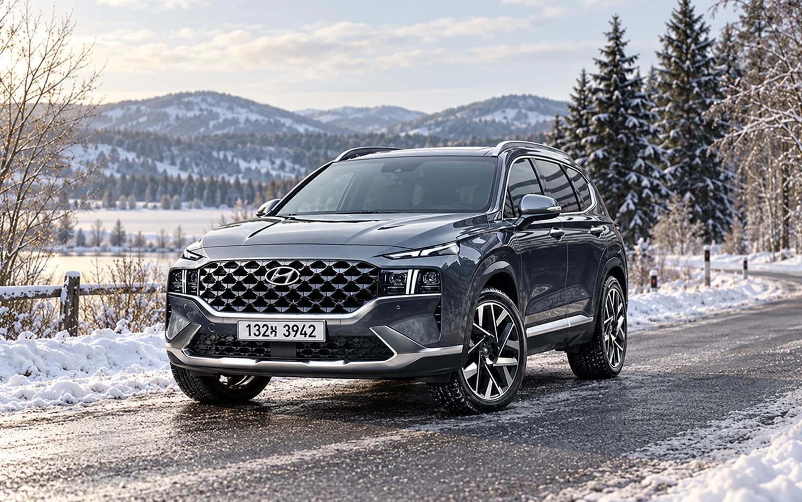 Корейский Hyundai Santa Fe TM после обновления на зимней дороге