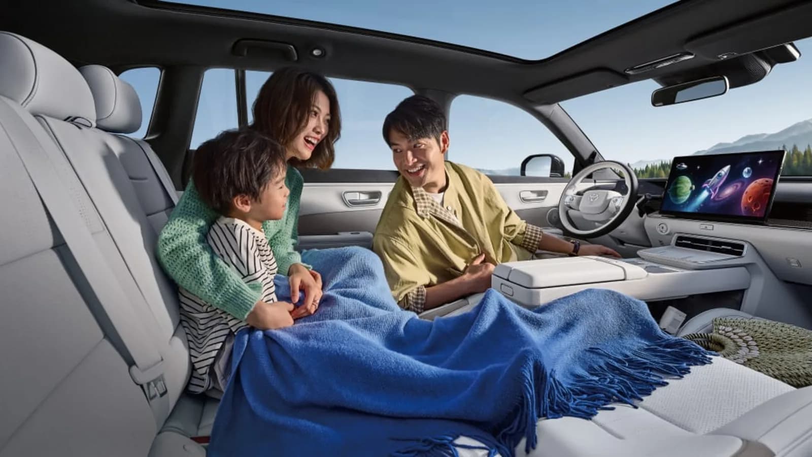 Второй ряд Toyota bZ3X 2026