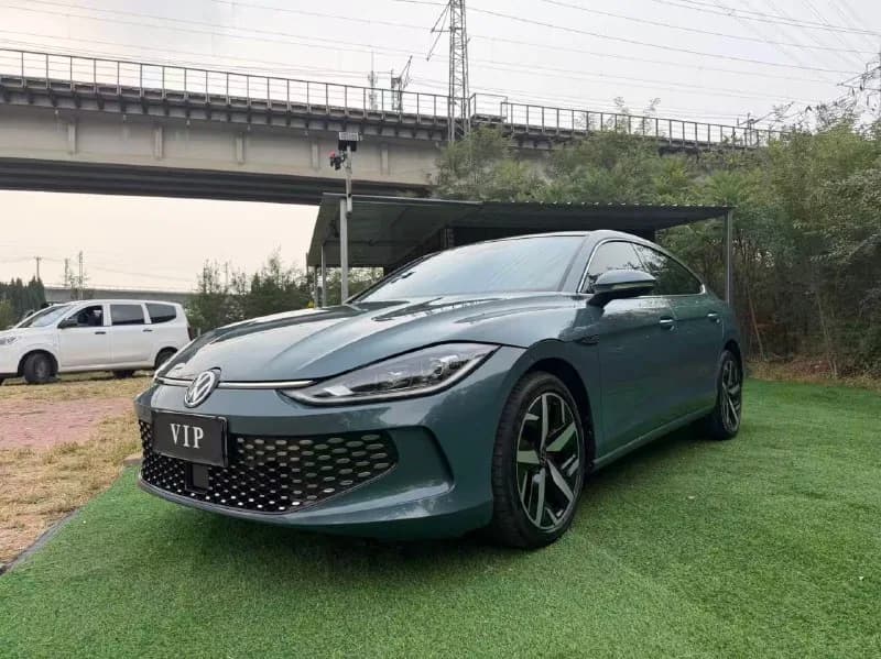 Volkswagen Lamando L