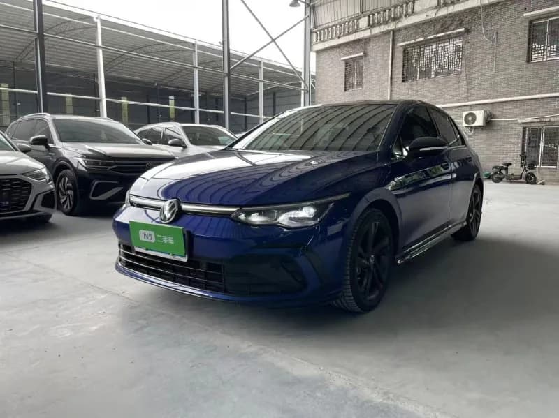 Volkswagen Golf R-Lin