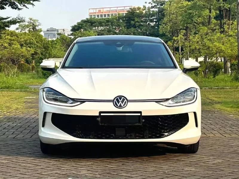 Volkswagen Lamando L