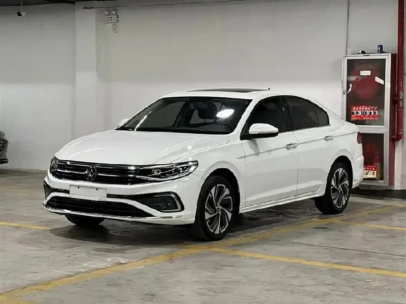 Volkswagen Bora 200TSI