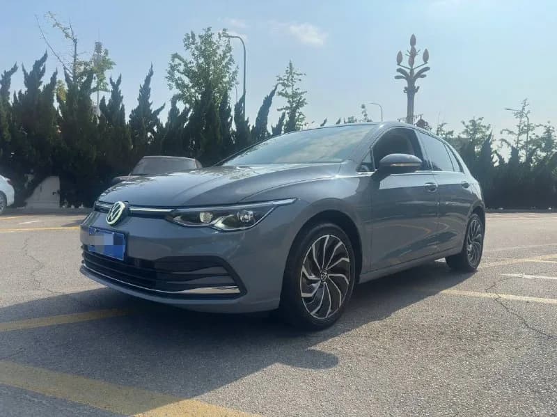Volkswagen Golf Pro
