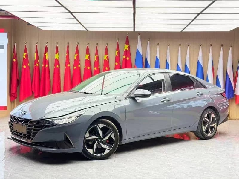 Hyundai Elantra