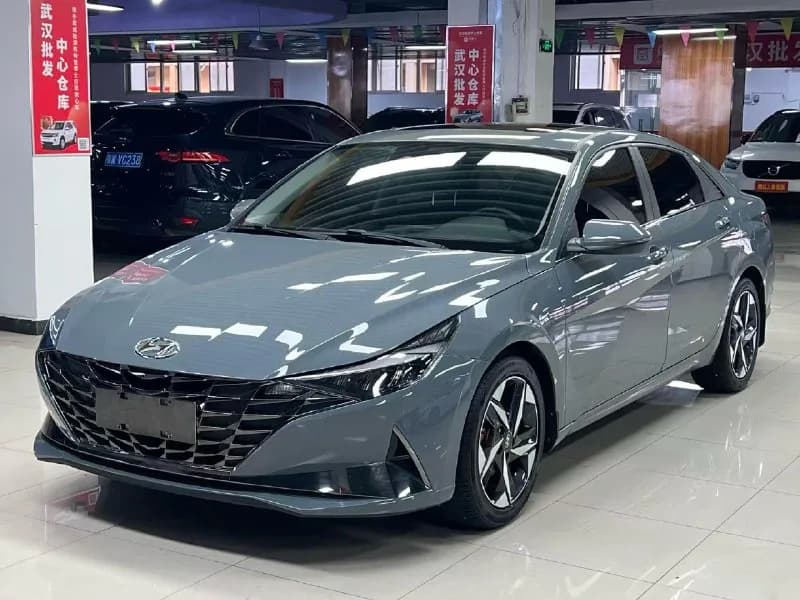 Hyundai Elantra