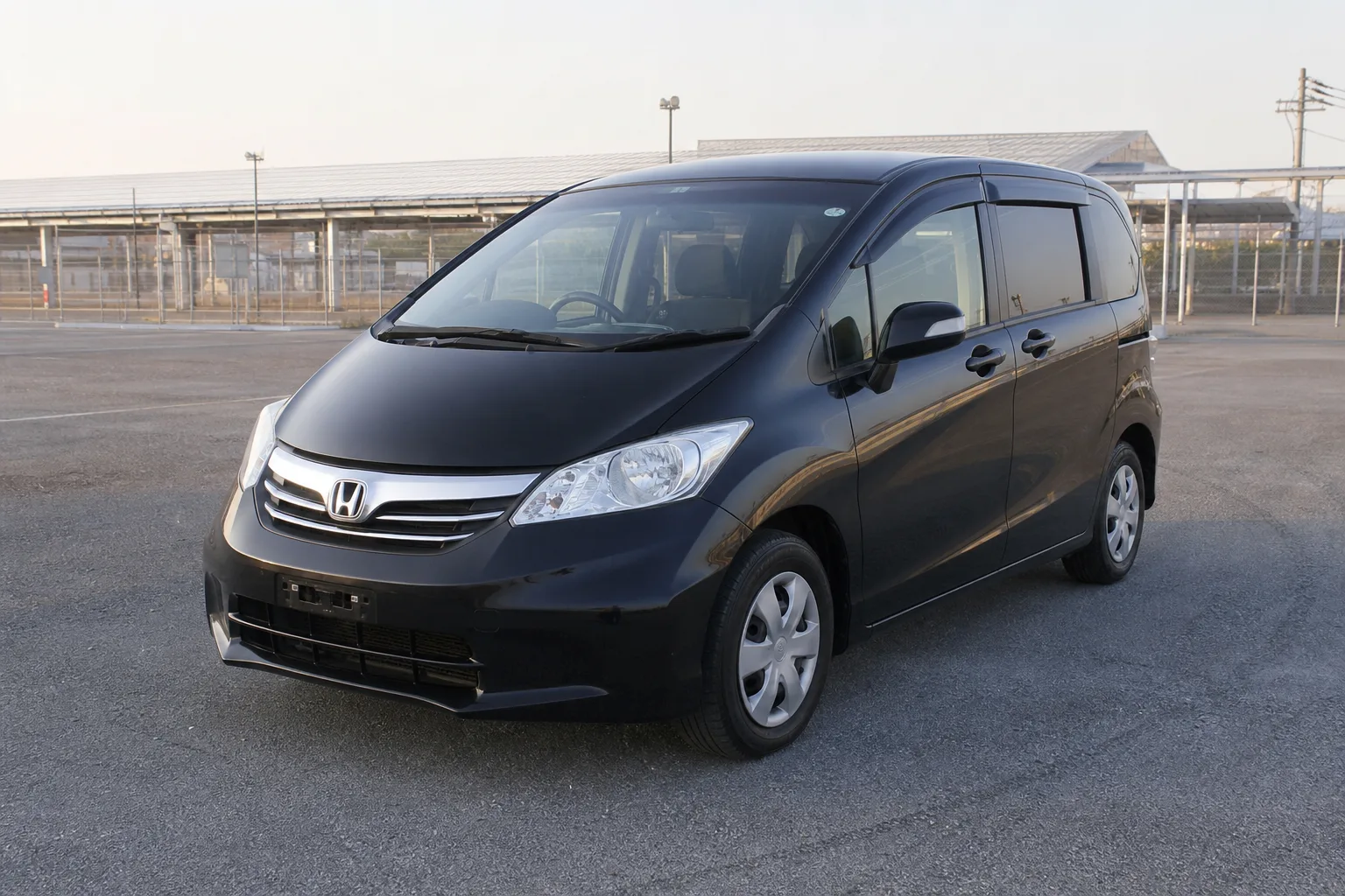 Honda Freed 2012 года — автомобиль до 1 млн рублей