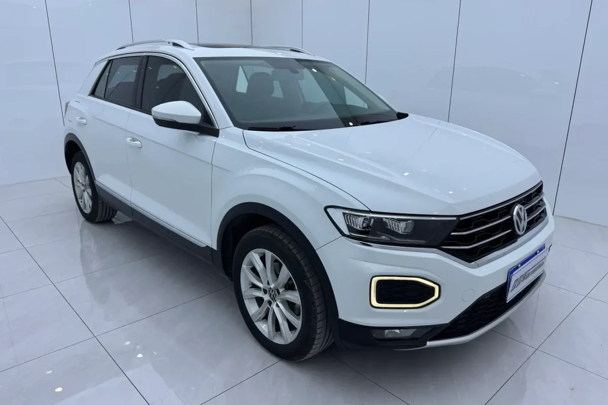 Volkswagen T-Roc 2025 года — автомобиль от 2,5 до 3 млн рублей