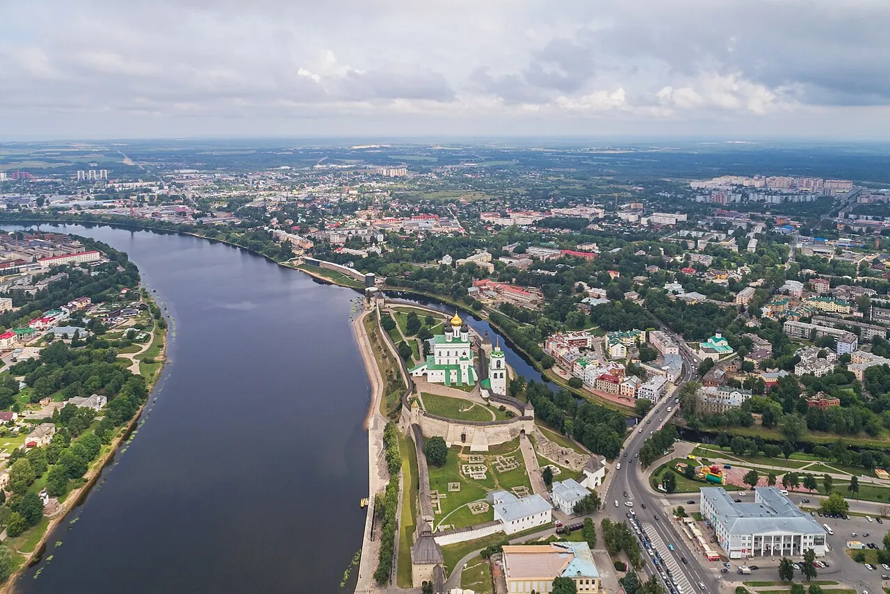 Авто под заказ в Пскове из Китая, Японии и Кореи
