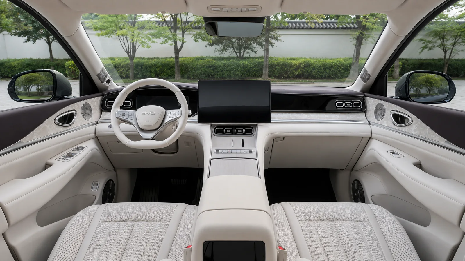 Салон BYD Sealion 08