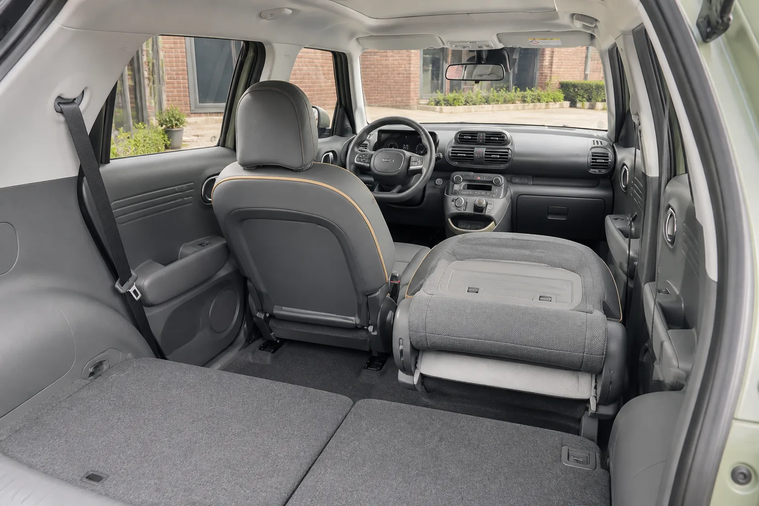 Сложенные сиденья Hyundai Casper