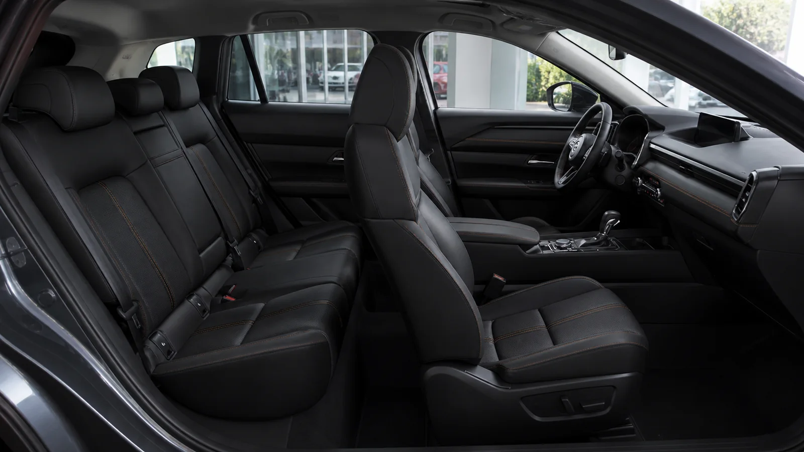 Салон Mazda CX-50 из Китая