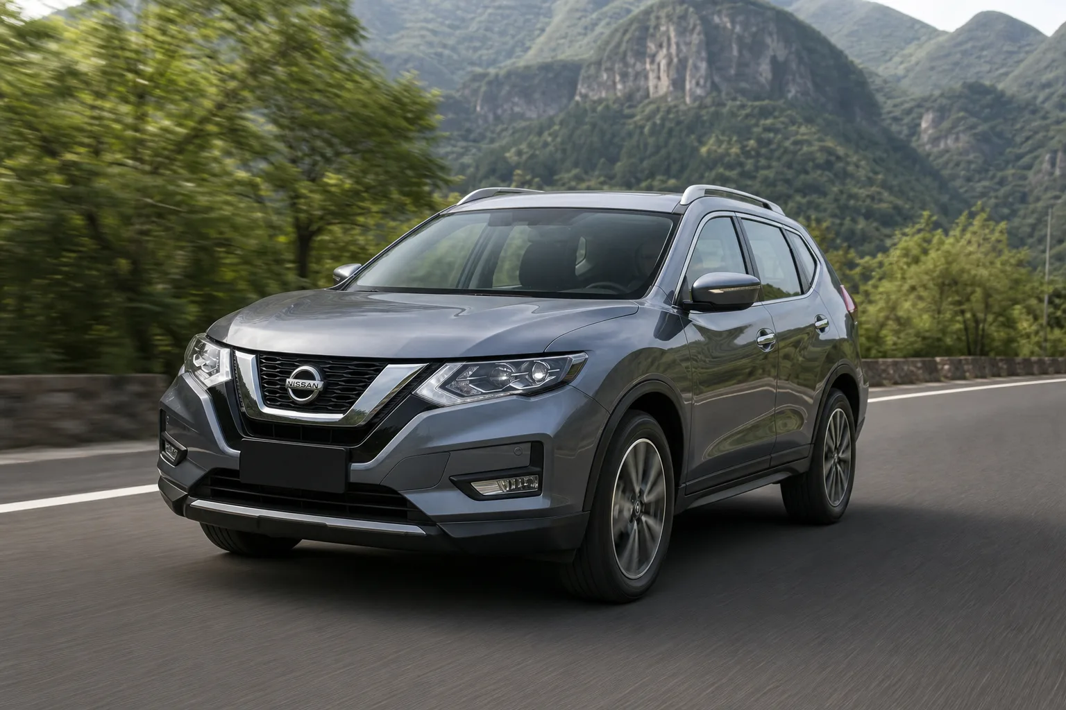 Nissan X-Trail Honor на загородной дороге
