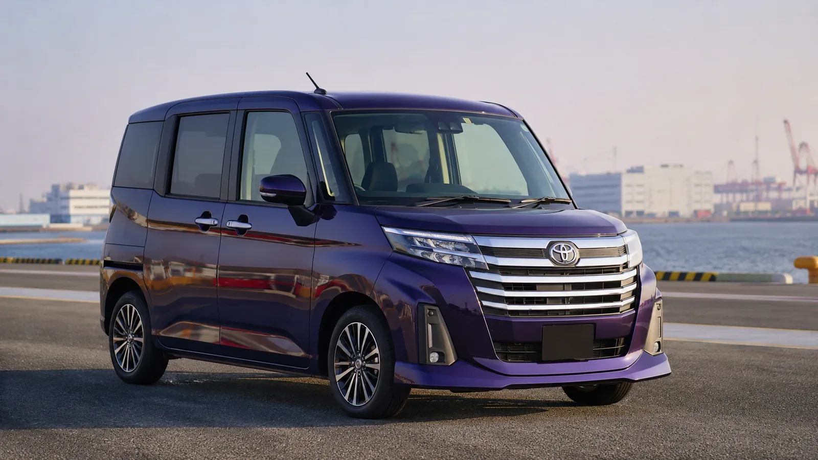 Toyota Roomy, внешний вид автомобиля