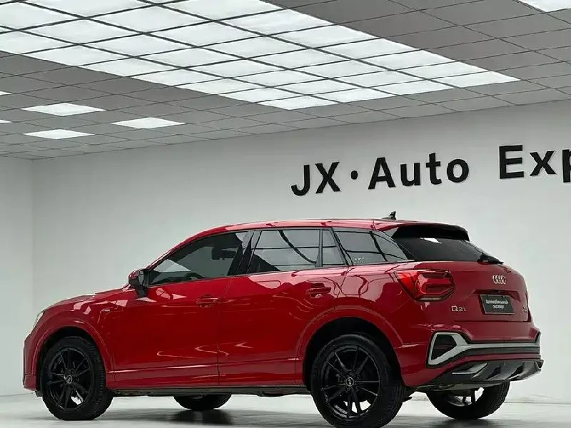 Audi Q2L 35 TSI