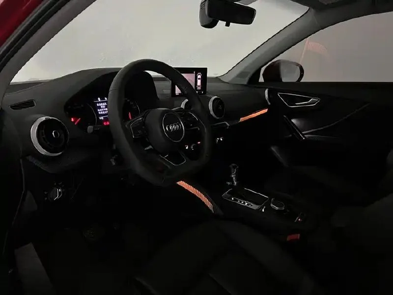 Audi Q2L 35 TSI