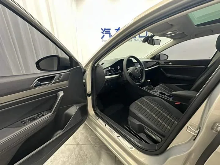 Volkswagen Lavida 280TSI