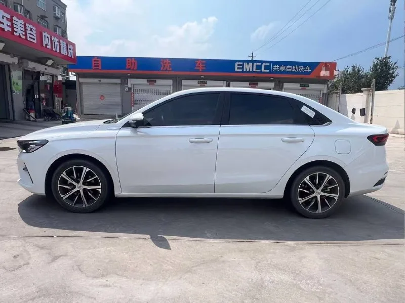 Geely Emgrand Premium Edition