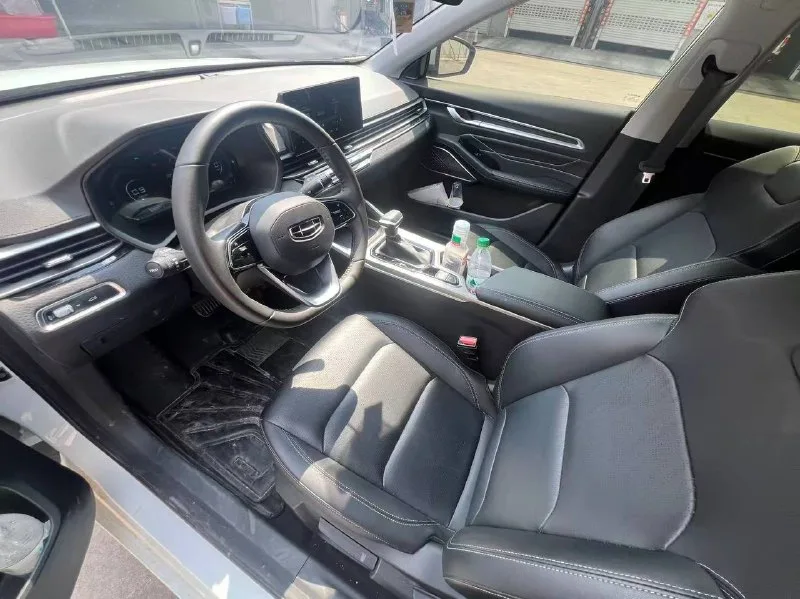Geely Emgrand Premium Edition