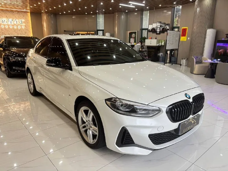 BMW 120i