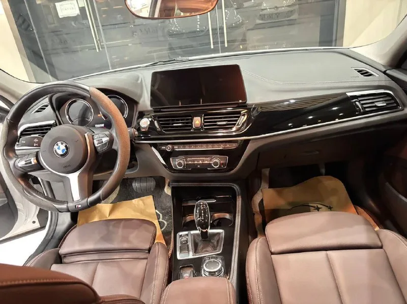 BMW 120i