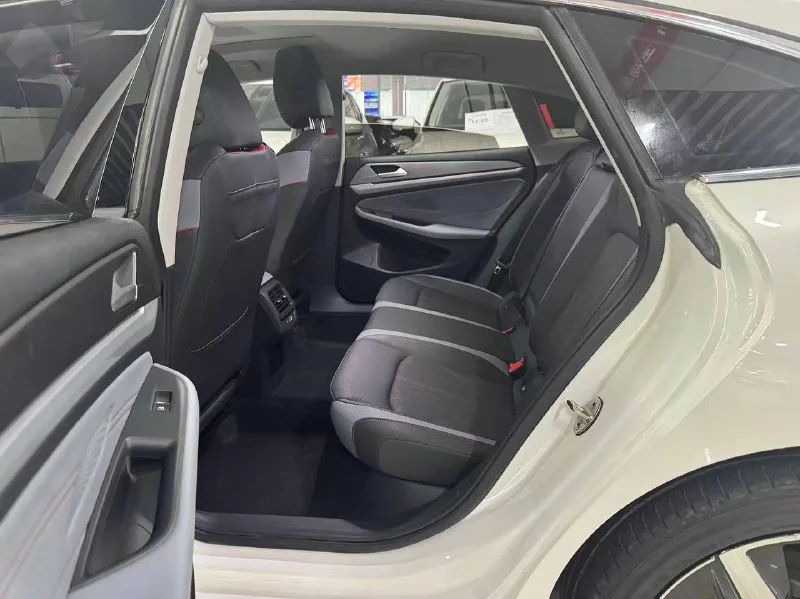 Volkswagen Lamando L