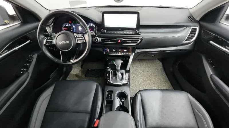 Kia Seltos Diesel 1.6 2WD Signature