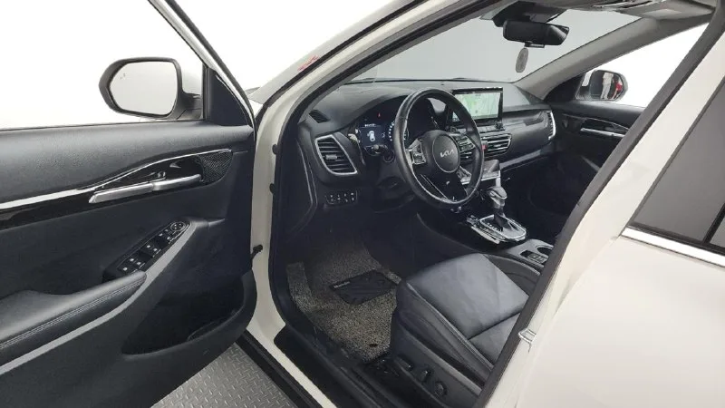 Kia Seltos Diesel 1.6 2WD Signature