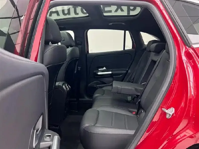 Mersedes GLA