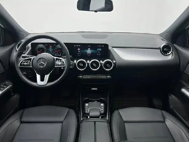 Mercedes GLA 180