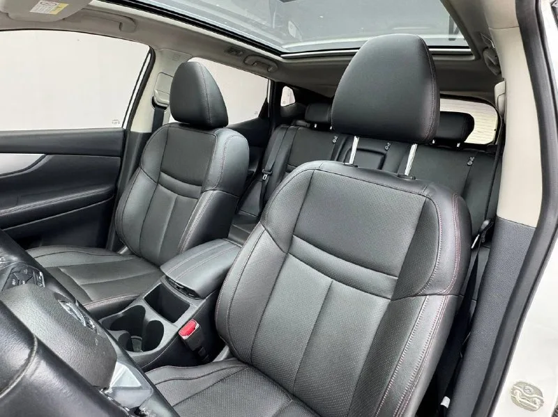 Nissan Qashqai 2.0 CVT