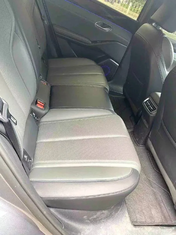 BYD Qin L EV