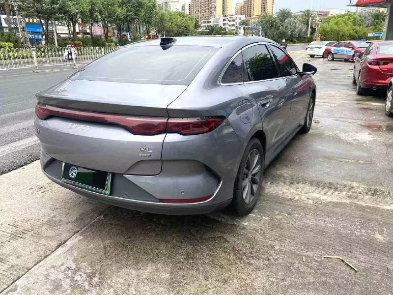 BYD Qin L EV